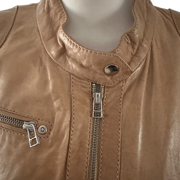 Danier Ladies Tan Leather Moto Jacket - Size Large - Picture 9 of 13